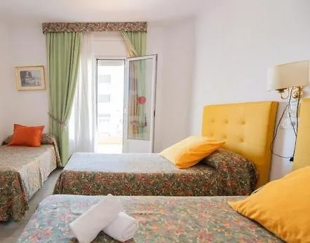 Hotel Montana By Bossh! Hotels Roses