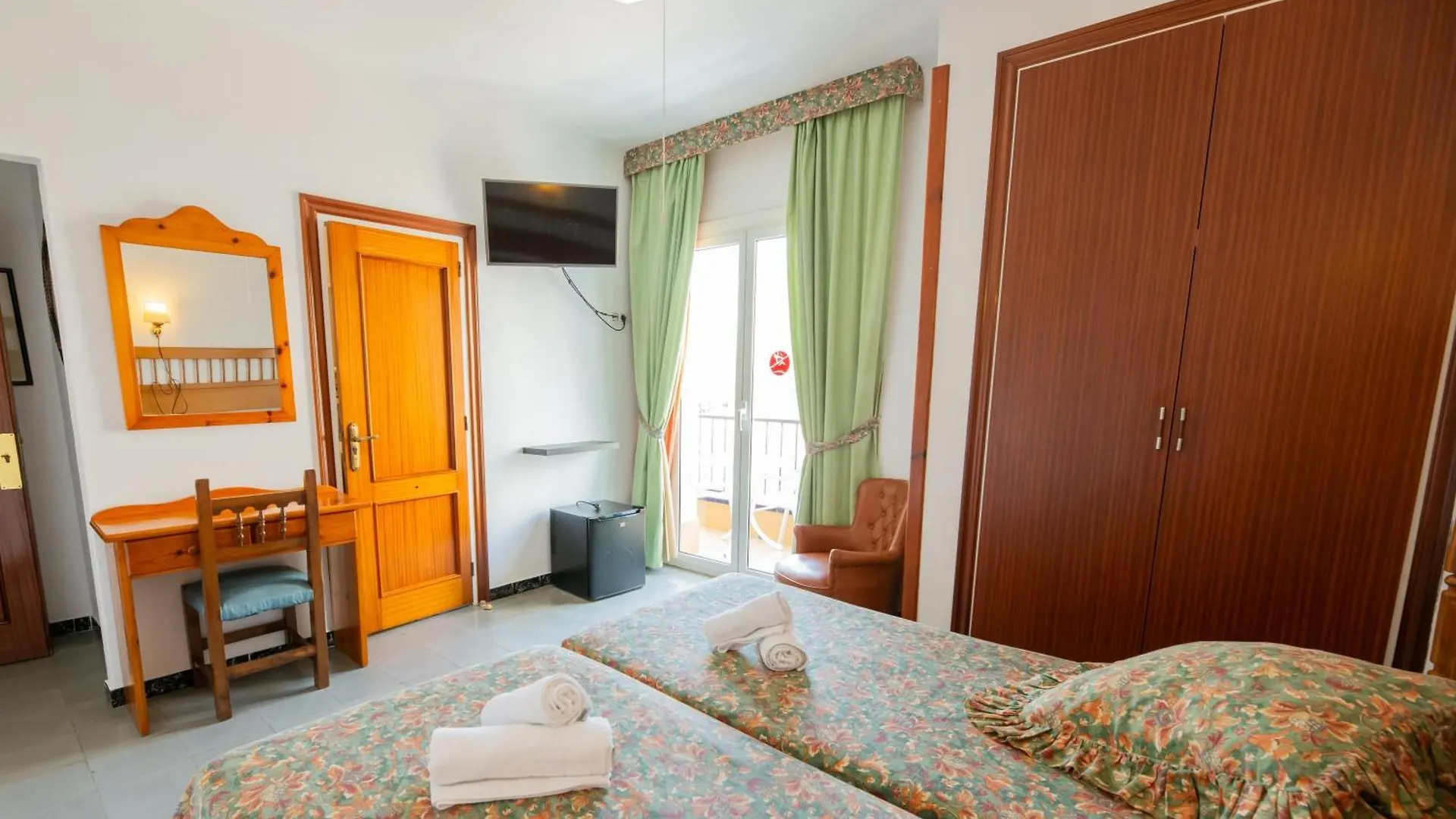 Hotel Montana By Bossh! Hotels Rosas España